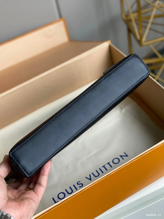 WIS LOUIS IPAD POUCH VUITTON 0818